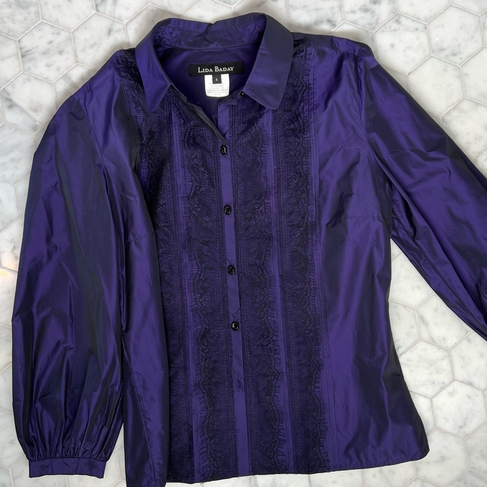 Designer Lida Baday lace contrast holiday party blouse
